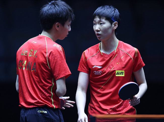 成为焦点 成为焦点