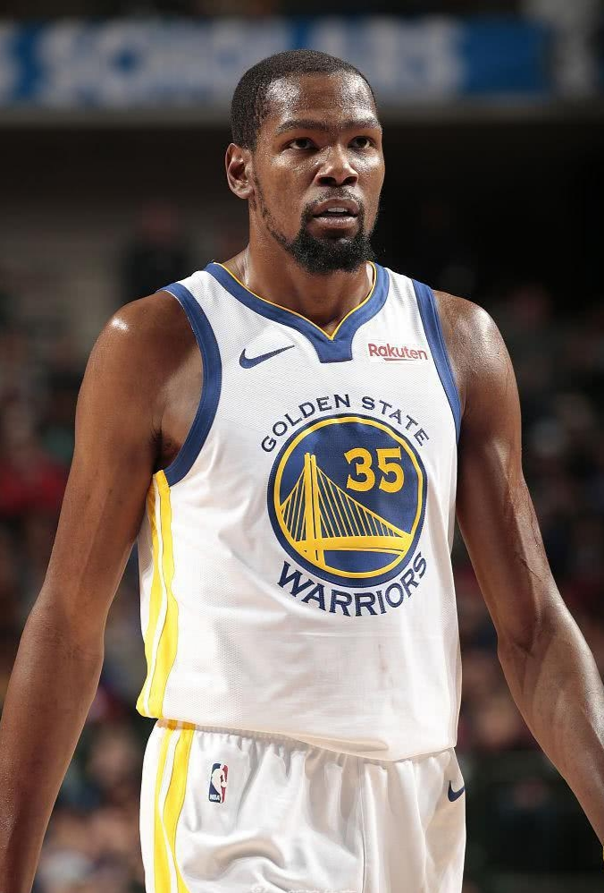 以其深厚的 以其深厚的