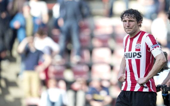 因伤病和转 因伤病和转