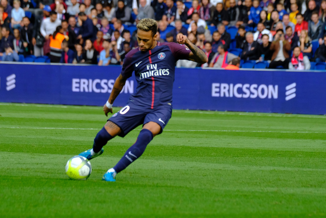 18岁退役 18岁退役