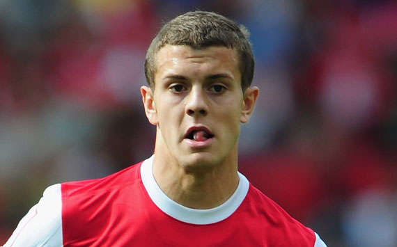 能内收持球 能内收持球